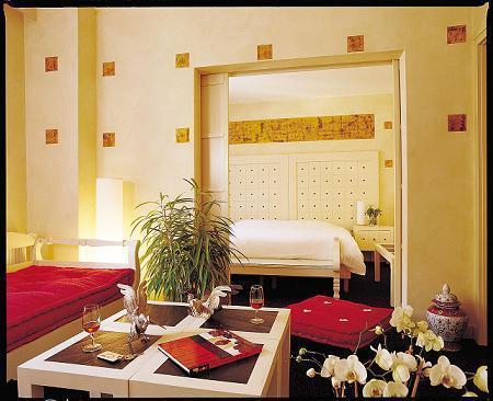 Hotel Restaurant "Le Strasbourg" Bitche Room photo