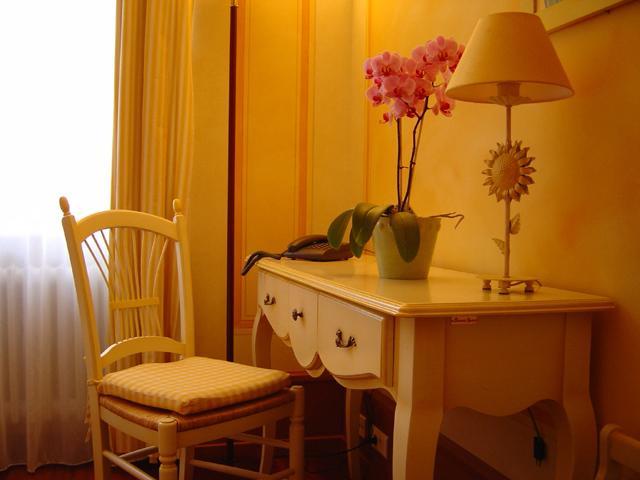 Hotel Restaurant "Le Strasbourg" Bitche Room photo